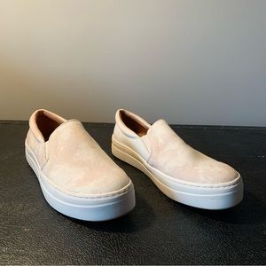 Universal Thread Womens Shoes Slip on Shoes 8.5